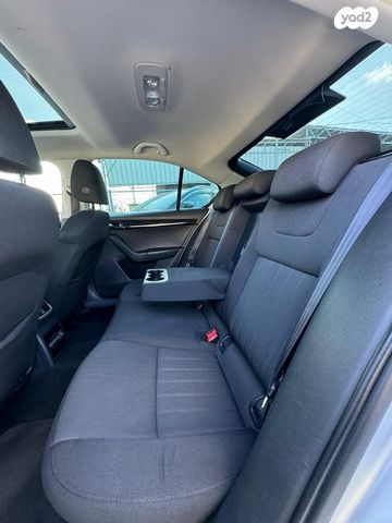 סקודה אוקטביה 