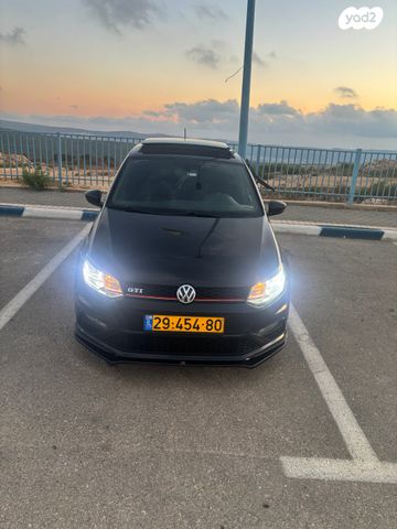 פולקסווגן פולו 