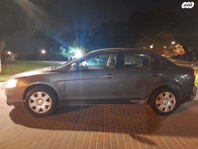 מיצובישי לנסר