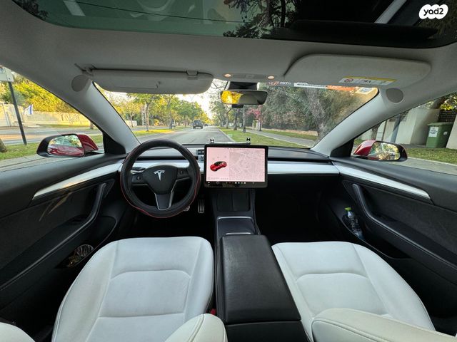 טסלה מודל 3