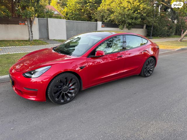 טסלה מודל 3