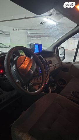 טראפיק L1H1 ידני וואן גדול 3 מק 4 דל 2.0 (115 כ״ס)