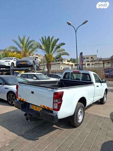 איסוזו די-מקס