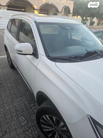 מיצובישי אאוטלנדר