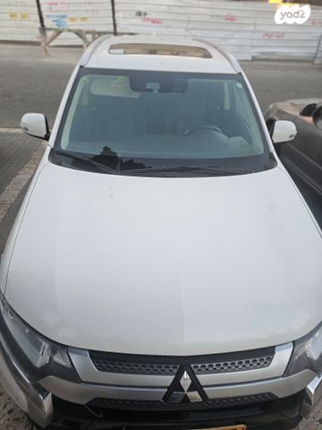 מיצובישי אאוטלנדר