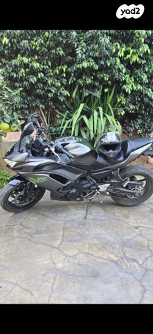 קאוואסאקי נינג'ה 650