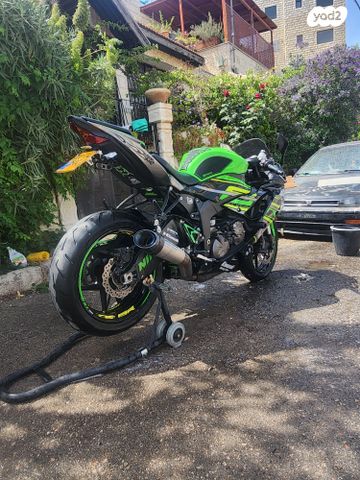קאוואסאקי ZX-6R