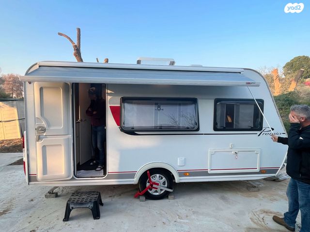 מודעת רכב נגרר (קראוון נגרר)