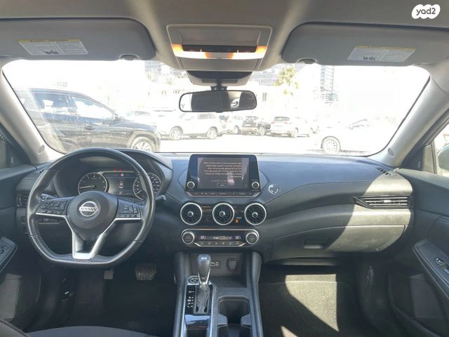 ניסאן סנטרה