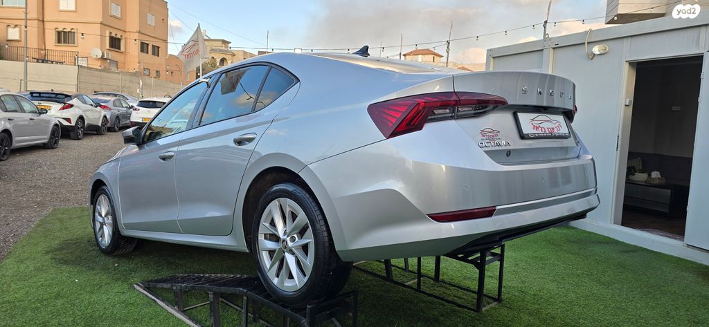 סקודה אוקטביה 