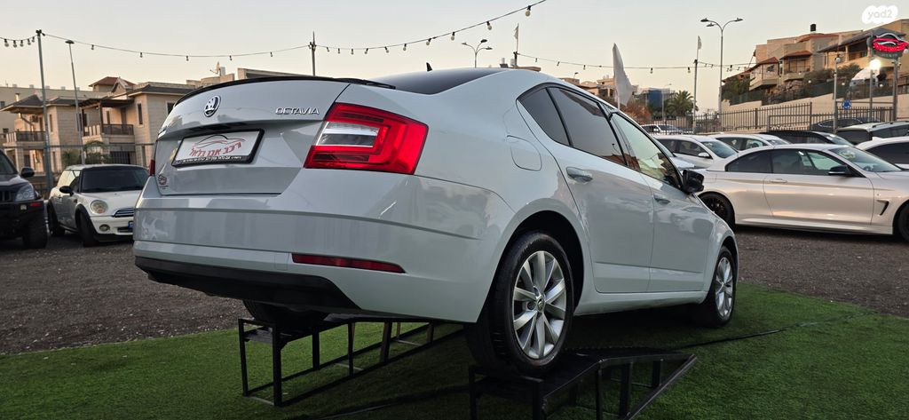 סקודה אוקטביה 