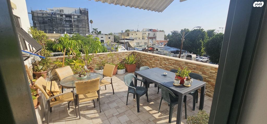 דירה, עבודת ישראל 7, צהלון, שיכוני חסכון, תל אביב יפו