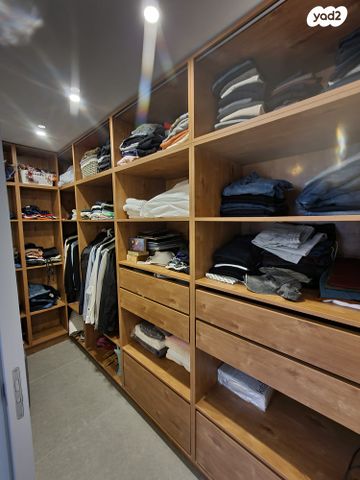 גג/ פנטהאוז, תאנה 15, החורש, חריש