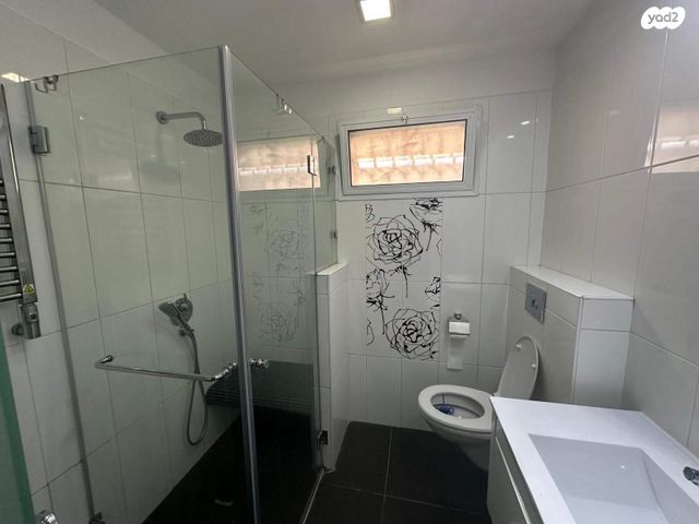 טריפלקס, יורם רונן 30, גבעת משואה, ירושלים