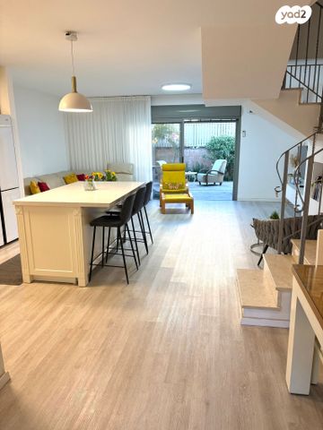 בית פרטי/ קוטג', דולב 67, גדרה הצעירה, גדרה