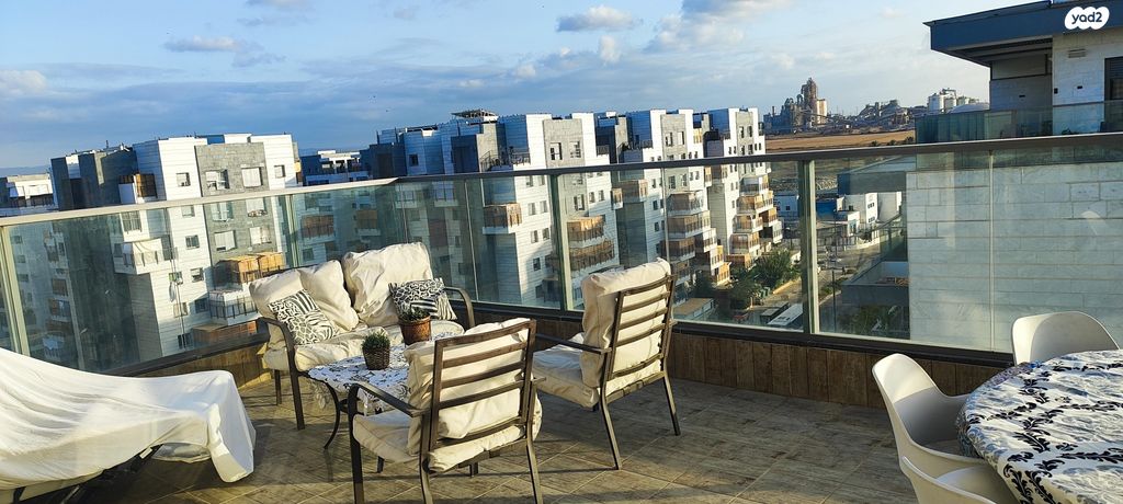 גג/ פנטהאוז, יעקב אבינו 10, אחיסמך, לוד