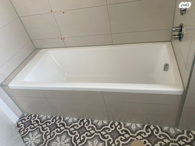 דירה, ראול ולנברג 33, רמת החייל, תל אביב יפו