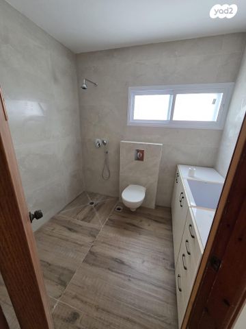 בית פרטי/ קוטג', שדרות בר יהודה 49, הנרקיסים, קרית מלאכי