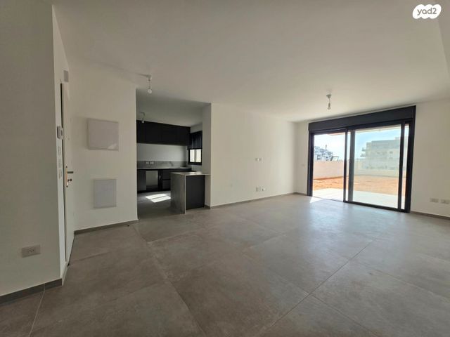 דירת גן, שמעון פרס, מורשת, מודיעין מכבים רעות