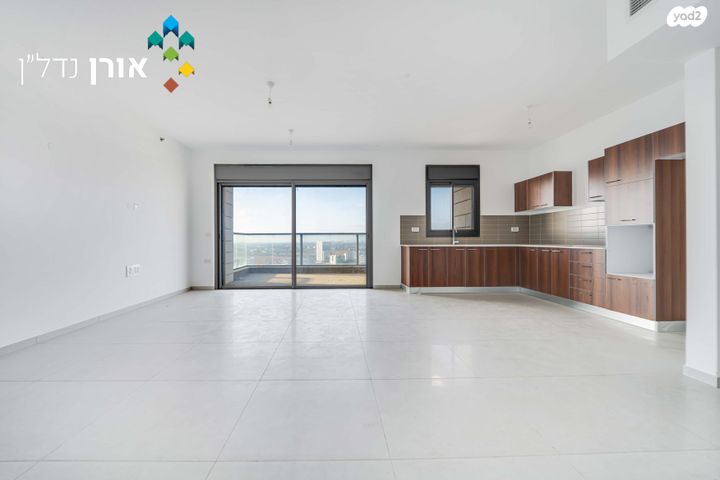 גג/ פנטהאוז, יעקב תמרי, חצרות המושבה, רחובות