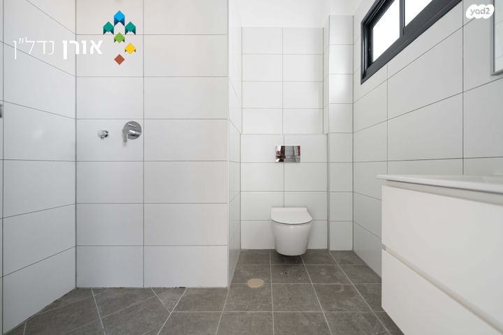 גג/ פנטהאוז, יעקב תמרי, חצרות המושבה, רחובות