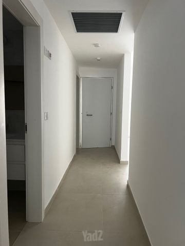 Herzliya, Israel 6