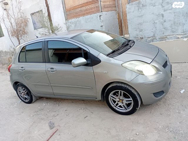 מודעת רכב טויוטה יאריס