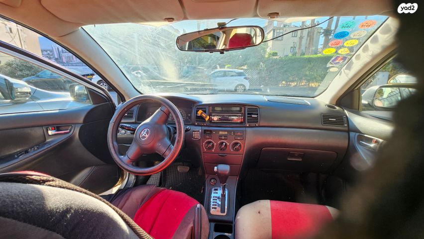 טויוטה קורולה