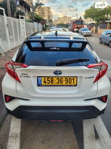 טויוטה C-HR