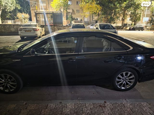 טויוטה קאמרי