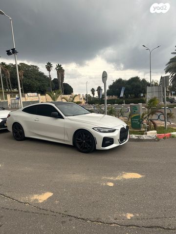 מודעת רכב ב מ וו סדרה 4