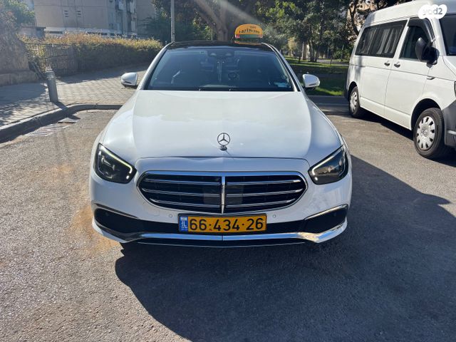 מודעת רכב מרצדס-בנץ E-class