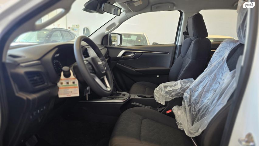 איסוזו די-מקס