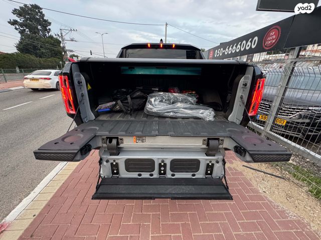 ג'י.אם.סי האמר EV