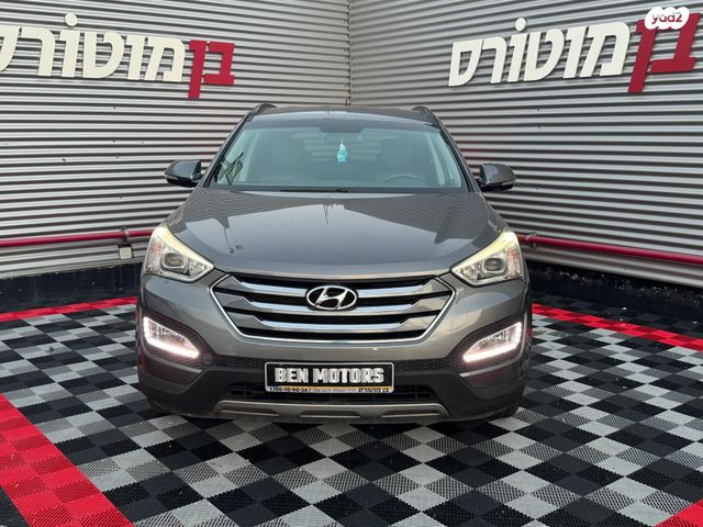 יונדאי סנטה פה