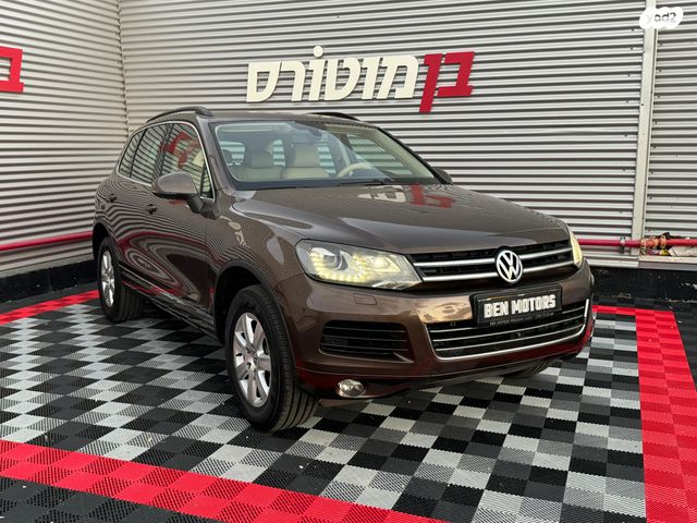 מודעת רכב פולקסווגן טוארג