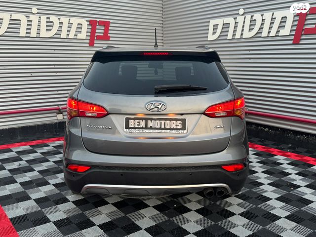 יונדאי סנטה פה