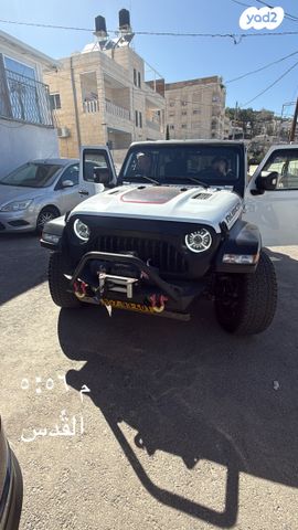 מודעת רכב ג'יפ רנגלר