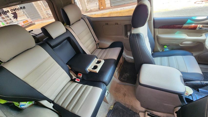 טויוטה לנד קרוזר