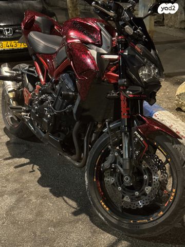 קאוואסאקי Z900