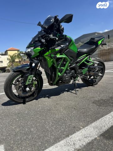 קאוואסאקי Z900