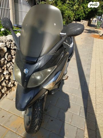 פיאג'ו X-Evo 250