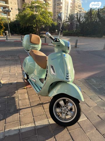 פיאג'ו וספה GTS300 סופר