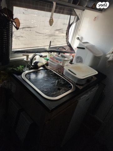 מודעת רכב נגרר (קראוון נגרר)