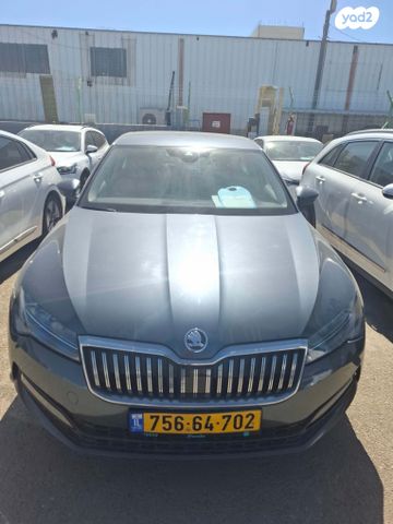 מודעת רכב סקודה סופרב