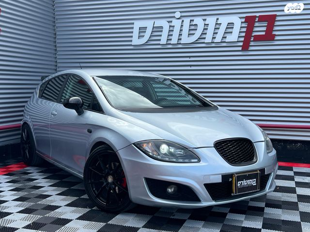 מודעת רכב סיאט לאון