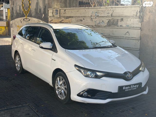 טויוטה אוריס