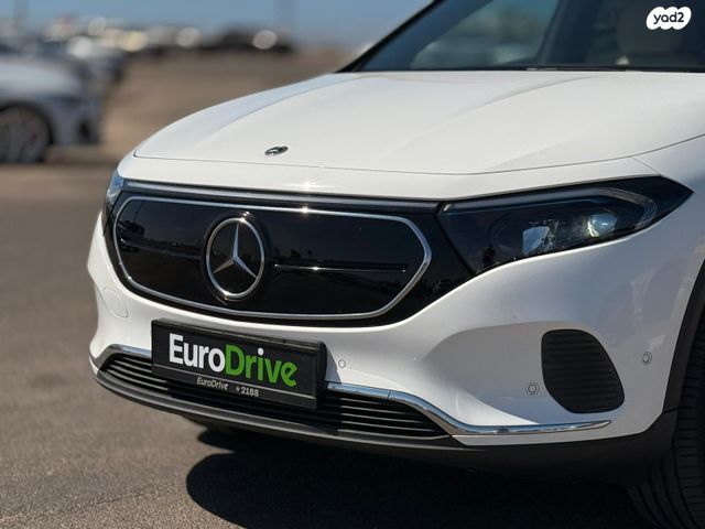 מרצדס-בנץ EQA