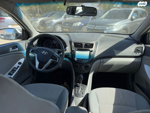 יונדאי אקסנט i25