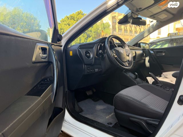 טויוטה אוריס